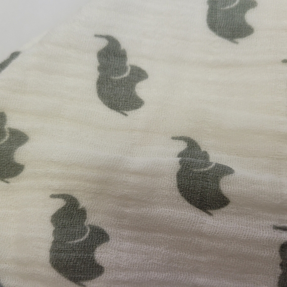 The Best for Baby Bath Towel - Picture 4 of 5